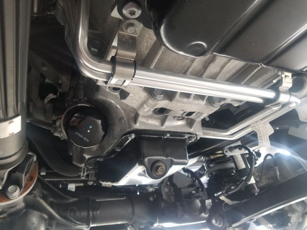  Jeep Wrangler Oil Change - 2019+ JL - The Weekend Mechanic