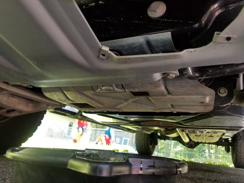 2017+ Ford Raptor engine oil filter draining through skid plate